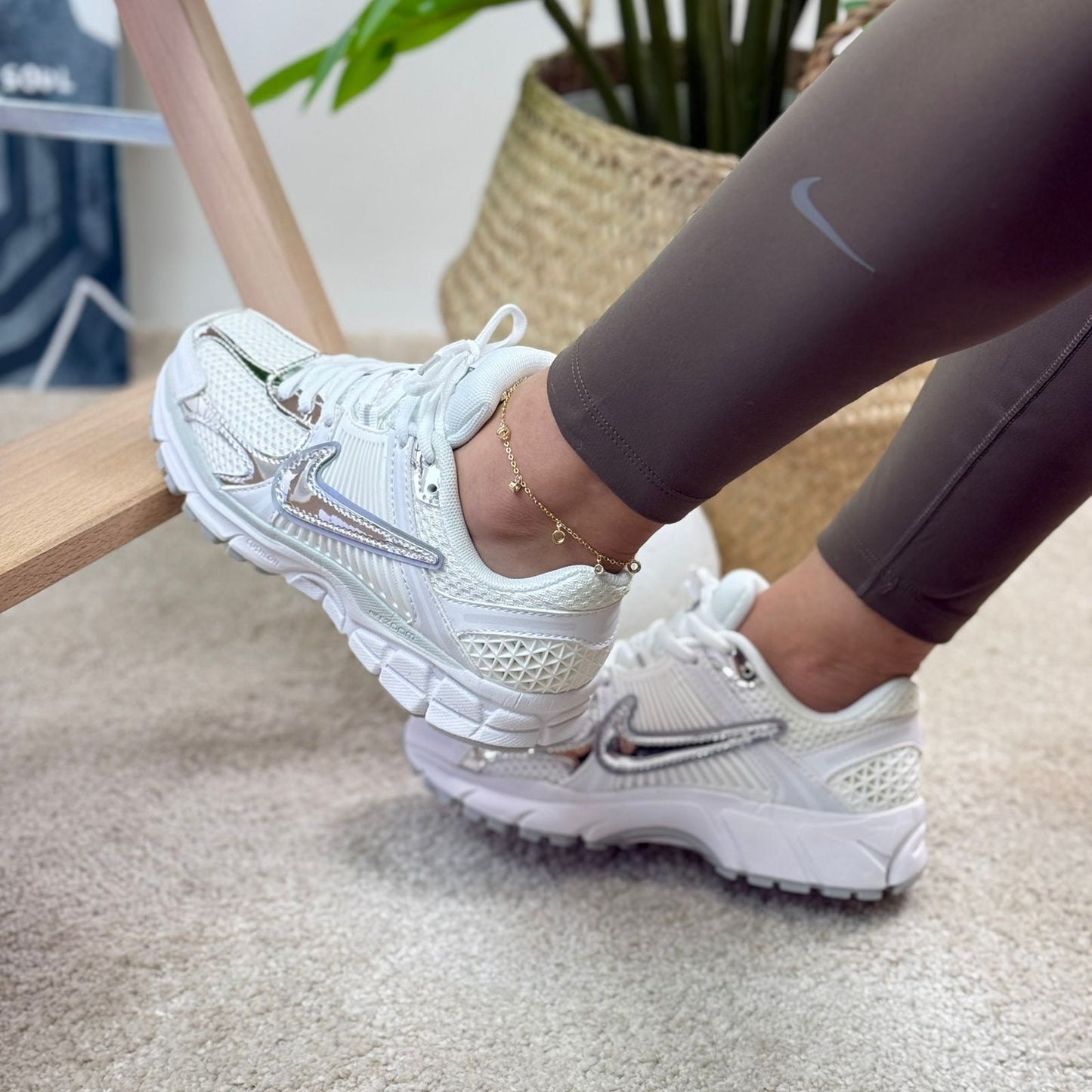 NIKE VOMERO