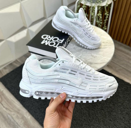 NIKE AIR MAX TL