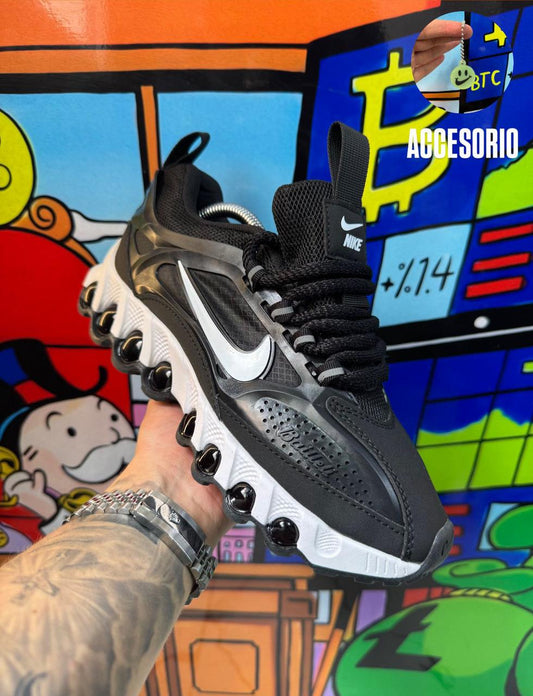 NIKE BAILLELI