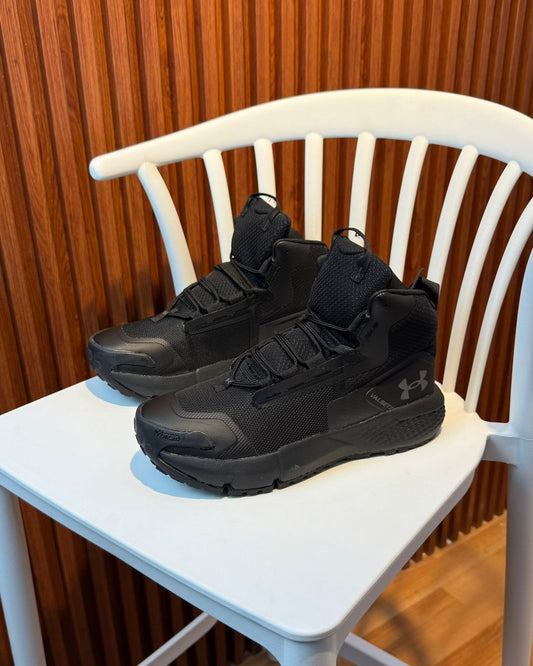 2109  UNDER ARMIUR GORETEX