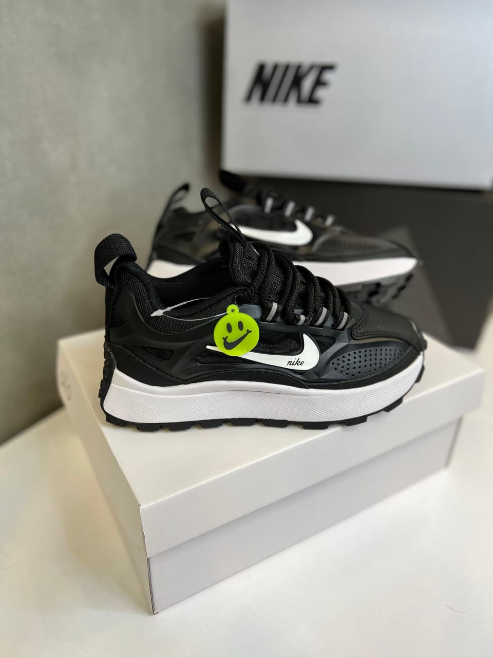 NIKE BAILLEILY