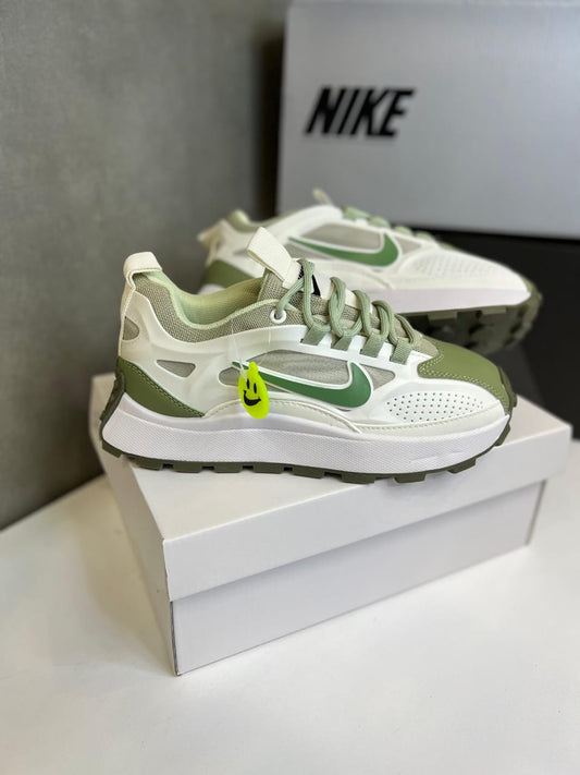 NIKE BAILLEILY