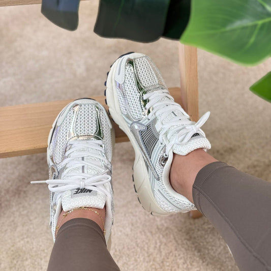 NIKE VOMERO